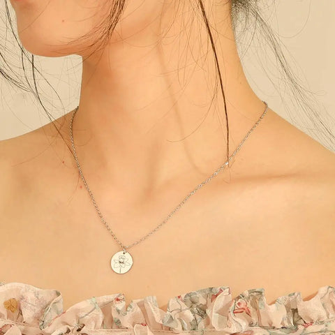 Stainless Steel Birth Month Flower Necklace Custom Name round Pendant Necklace for Women Special Christmas Jewelry Gift